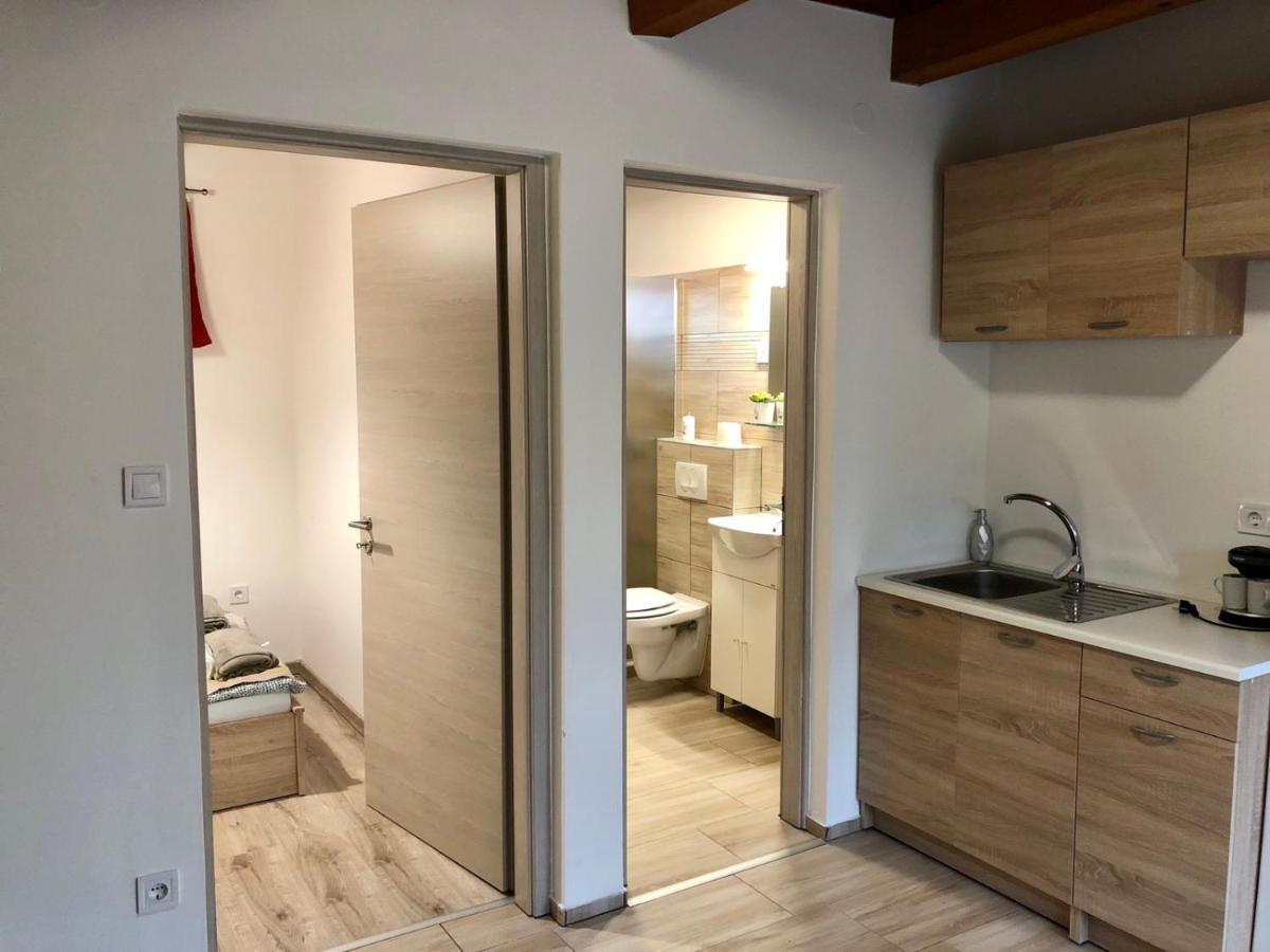 Lena Vendeghaz Hotell Balatonberény Eksteriør bilde